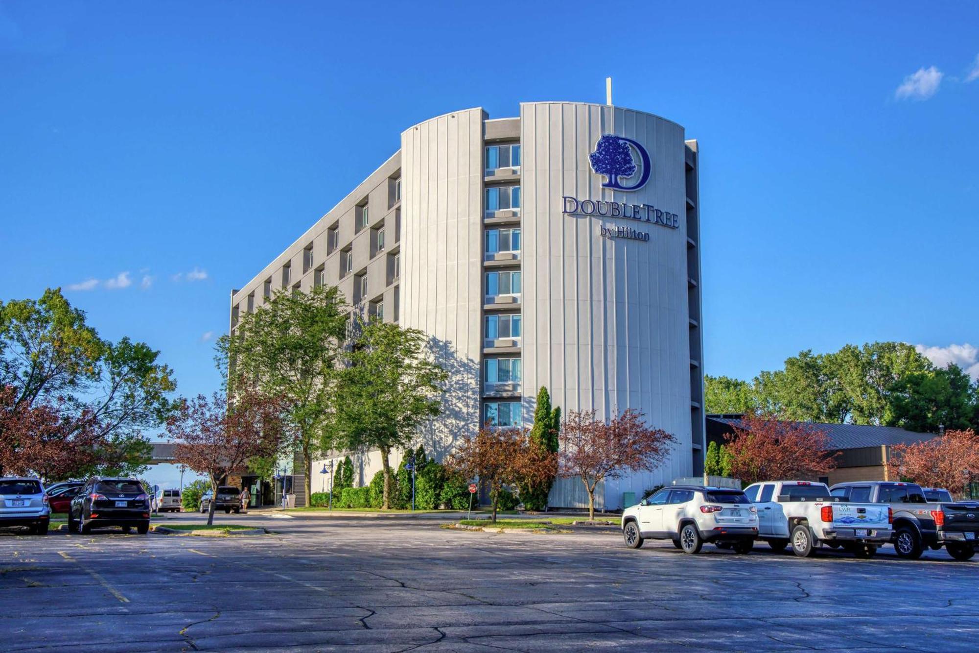 Doubletree By Hilton Appleton, Wi Hotel Exterior photo